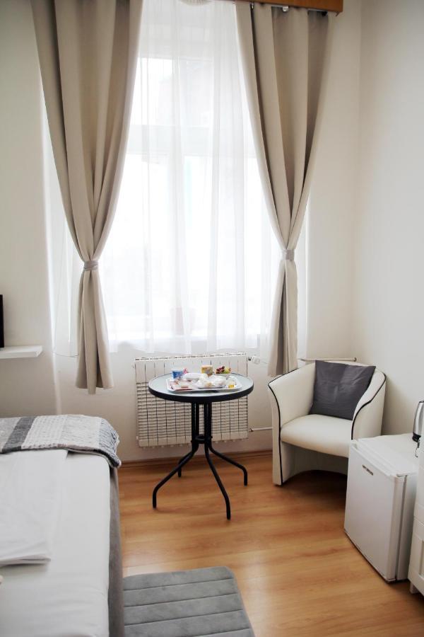Penzion Alfa Podebrady Ngoại thất bức ảnh
